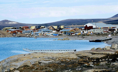 Cape Dorset town picture